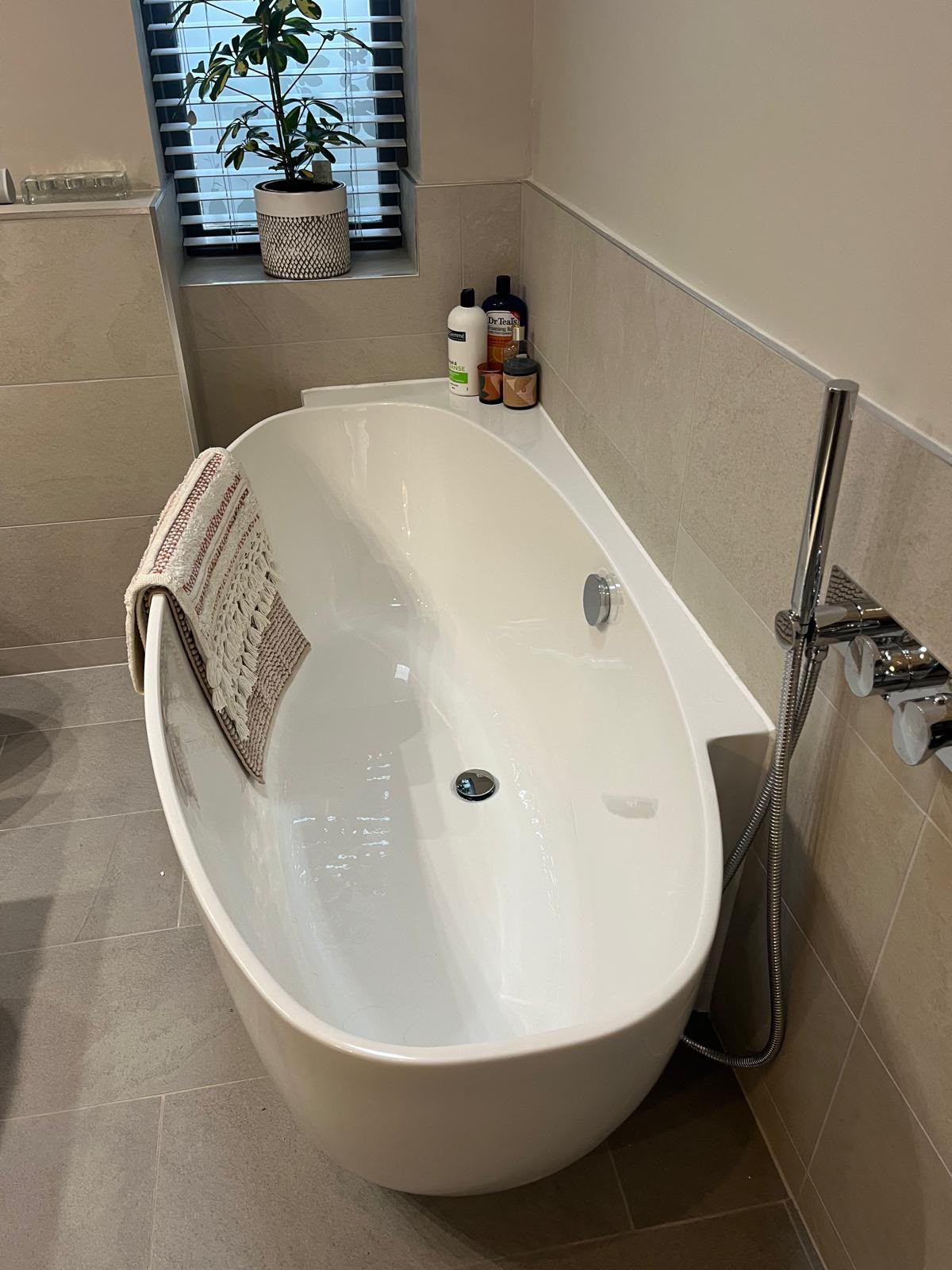scott kane bathroom supply installation newcastle 09.jpeg
